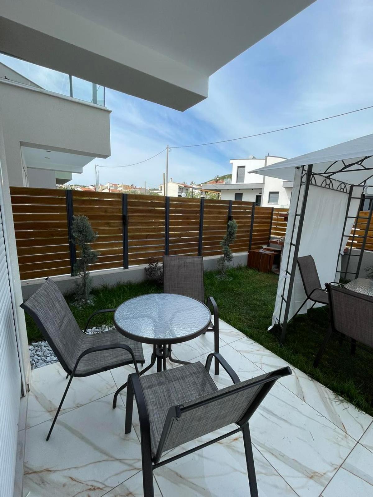 Apartamento Chara'S House Kavala Exterior foto
